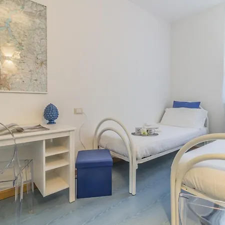 Blu Al Lago Apartment