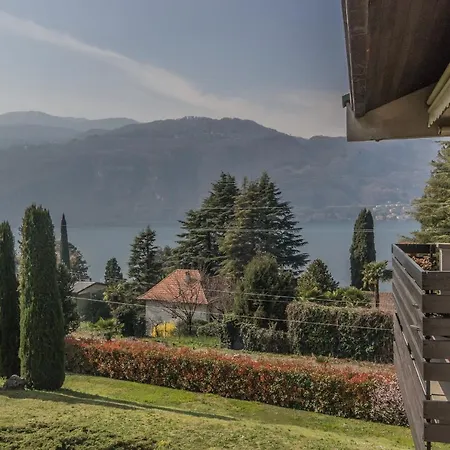 Blu Al Lago Apartment *