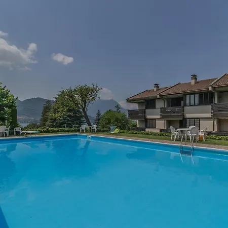 Blu Al Lago Apartment