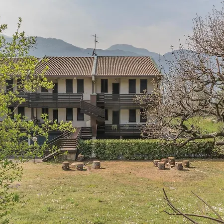 Blu Al Lago Apartment Lierna